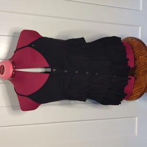 Guess size xl ruffle racer back tank